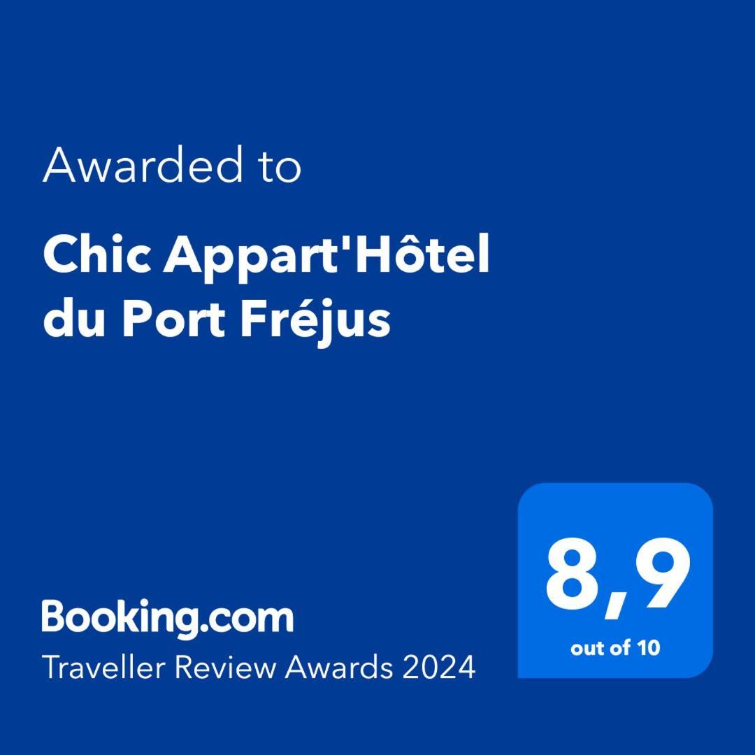 Chic Appart Du Port Frejus Exterior photo